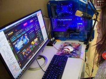 网络游戏主播他们都是怎么赚钱的?直播游戏真的能赚钱么？配图